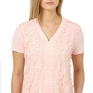 Badgley Mischka Women's 3D Flower Short sleeve Top